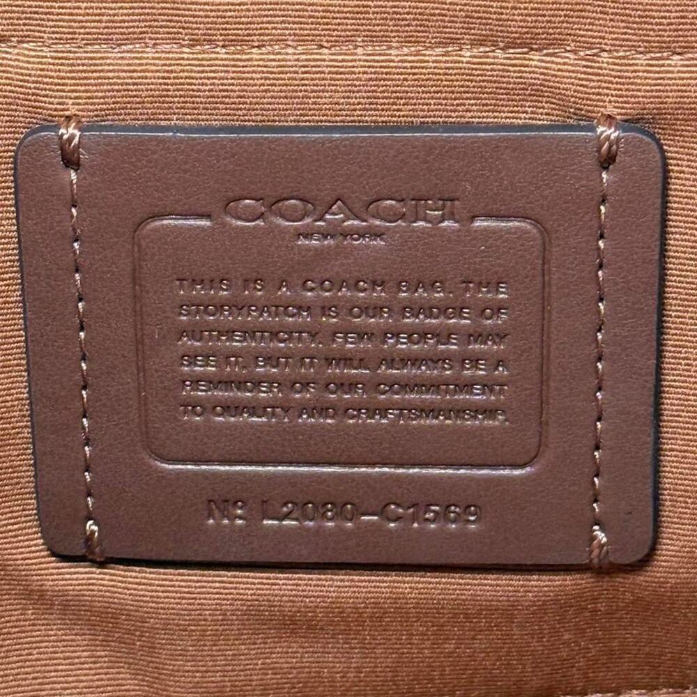 Coach White Quilted Leather Crossbody Bag Dual Zipper Gold Chain Shoulder Purse - Picture 2 of 8